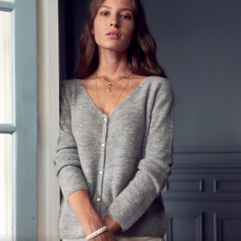 Sézane Barry V-Neck Cardigan in Light Grey